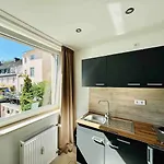 Hbf Zentrum Business Messe Duesseldorf * Duisbourg