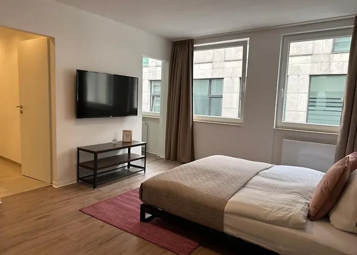 Hbf Zentrum Business Messe Duesseldorf *