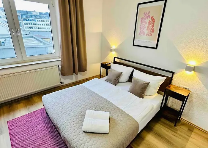 Hbf Zentrum Business Messe Duesseldorf * Дуйсбург