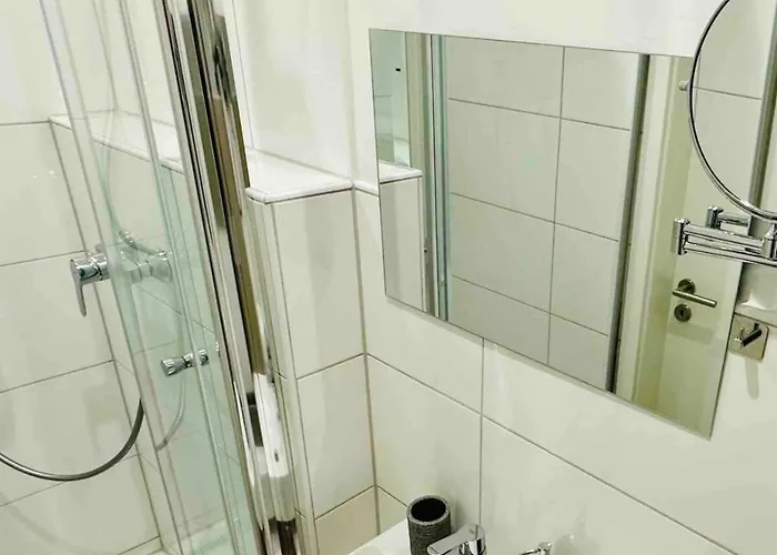 Hbf Zentrum Business Messe Duesseldorf Апартаменты *