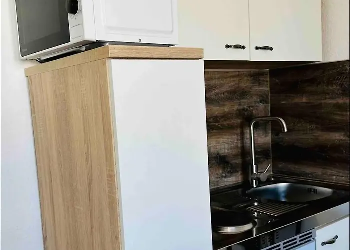 Hbf Zentrum Business Messe Duesseldorf * Дуйсбург